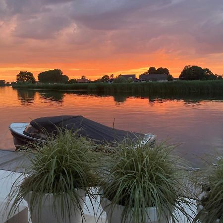 B&B Ganzendiep Aan Het Water Grafhorst Dış mekan fotoğraf